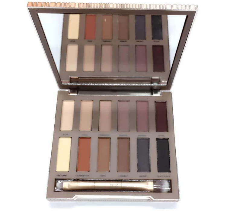 Бесплатная доставка Make up ULTIMATE BASICS matte Farben все матовые 12 цветов Палитра теней для