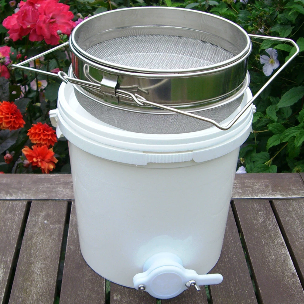 

Honey Strainer Double Sieve Stainless Steel Beekeeping Equipment Filter Creative Reusable Eco-Friendly resistant oxidation Tool