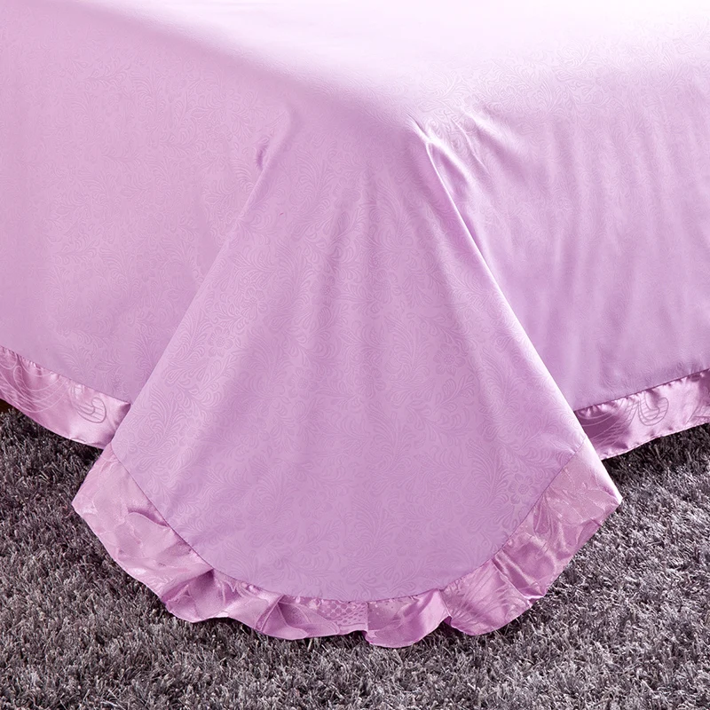 Благородный фиолетовый комплект постельного белья включает в себя пододеяльник