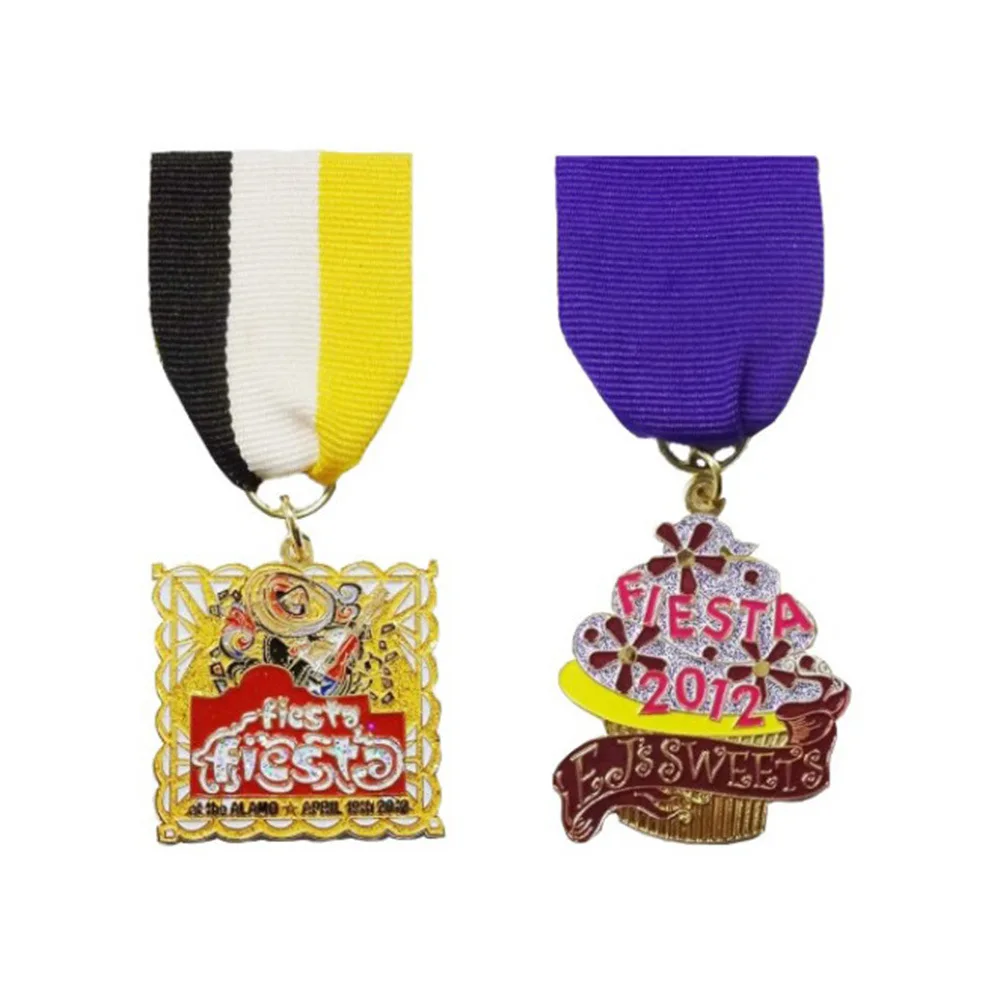 

2018 manufacturers new custom medal trophy hollowed out ice cream shape medal k20060
