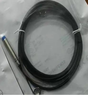 

Free Shipping 2pcs/Lot New Switch IME08-2N5NSZW2S DC three wire NPN normally open inductive sensor