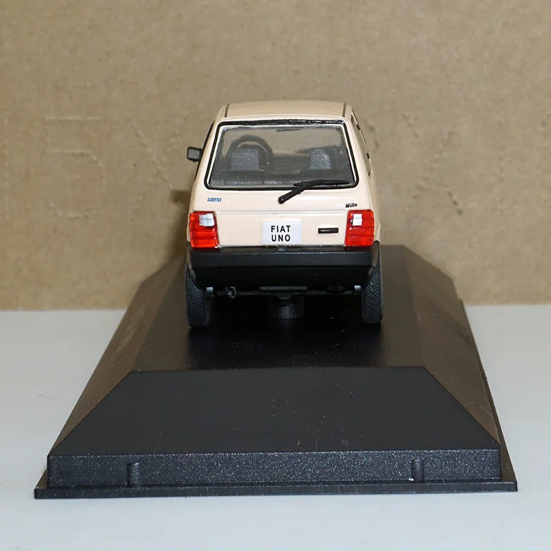 Коллекция бутик 1/43 моделирование FIAT UNO-1983 классическая мебель модель сплав литье