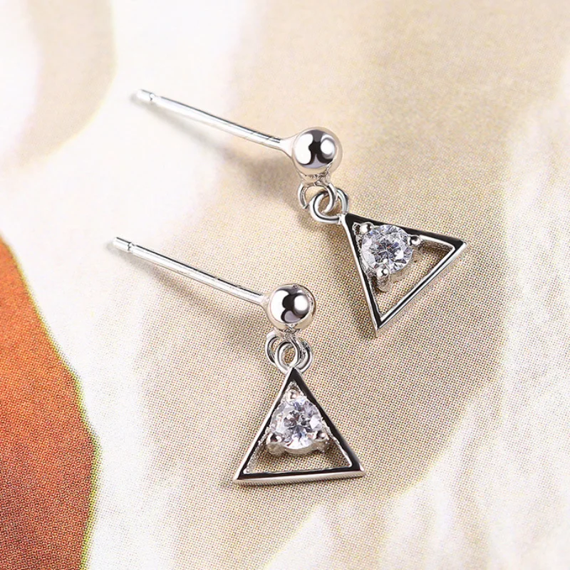 Женские серьги из серебра 925 пробы с кристаллами | Украшения и аксессуары
