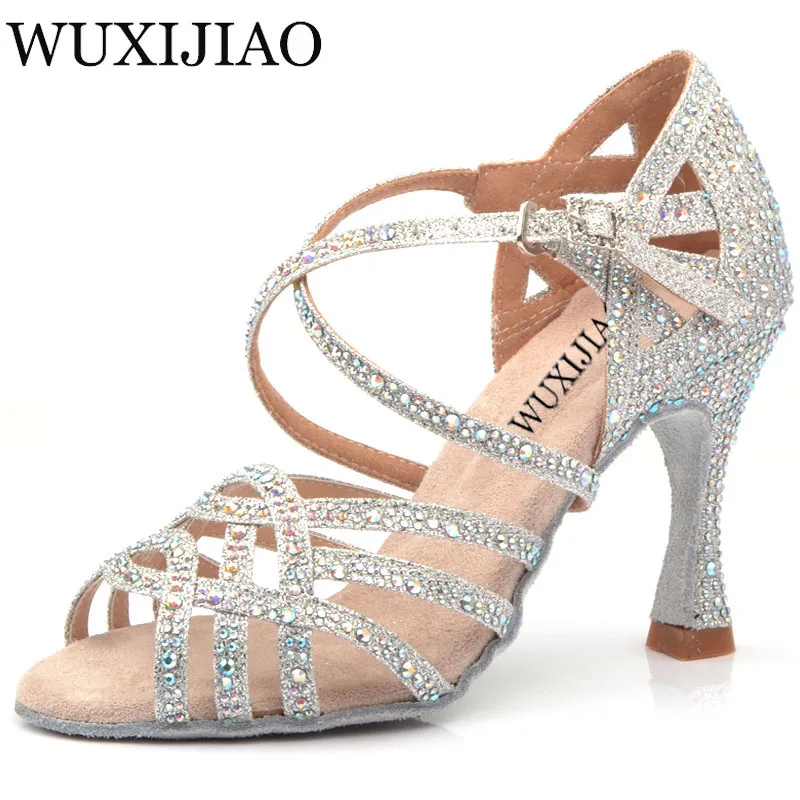 

WUXIJIAO Silver Blue Rhinestone Latin Dance Shoes Women Salas Ballroom Shoes Pearl High Heel 9cm Waltz Software Shoes Hot Sale