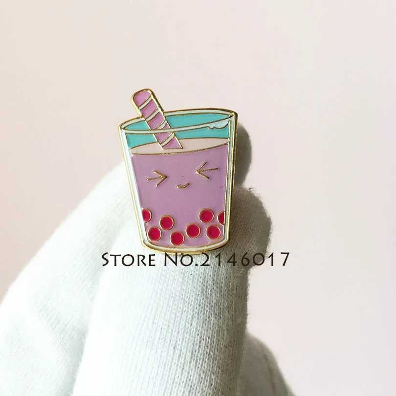 

New Arrival Cute Food Drink Pink Smile Badge Strawberry Bubble Tea Cu-Tea Soft Enamel Lapel Pin Milk Tea Pin Brooch