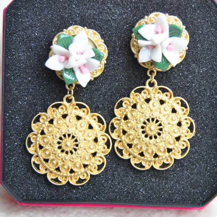 Роскошные барокко D @ G полые серьги в виде цветка Винтажные для женщин Новая мода