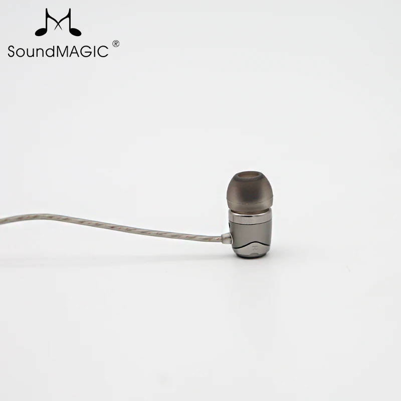 Наушники вкладыши SoundMAGIC E11C с микрофоном универсальный пульт дистанционного