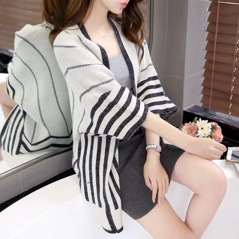 2017 Новая Осень Зима Корейский шаль Batwing Рукава женская Вязание Свитера Кардигана