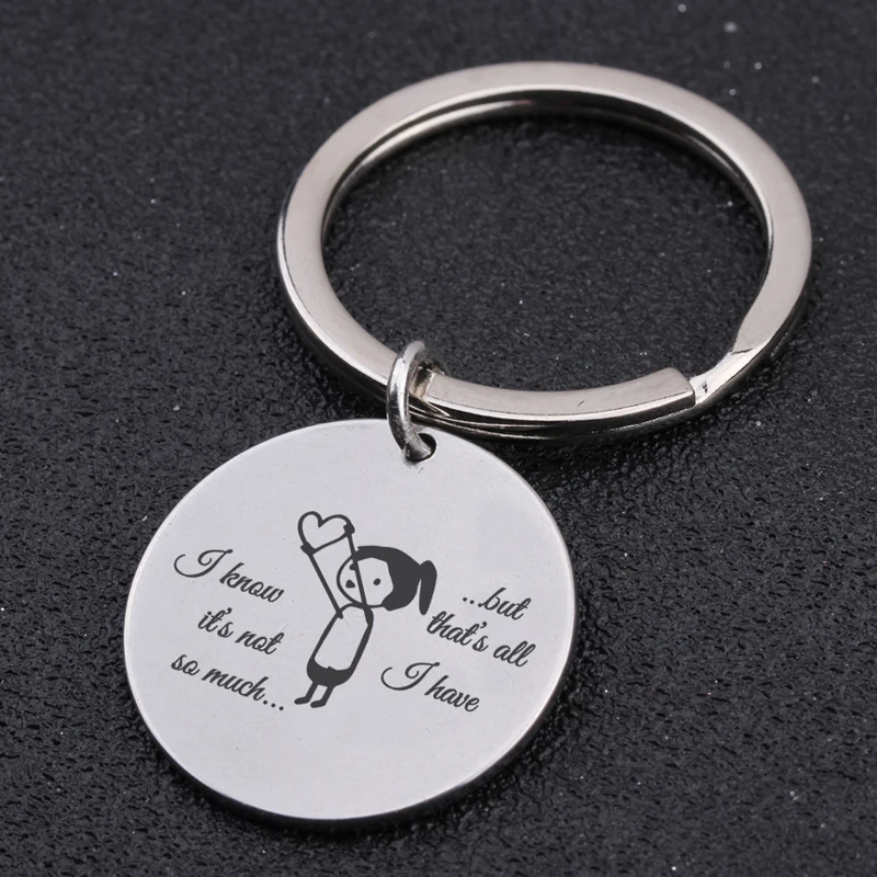 Круглый брелок для влюбленных с гравировкой я знаю что это не так много но все