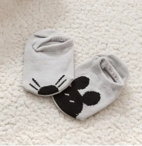 grey mouse Новинка года; Детские носки с героями мультфильмов; хлопковые Асимметричные носки с животными для малышей; милые повседневные нескользящие носки для малышей - Цвет: grey mouse