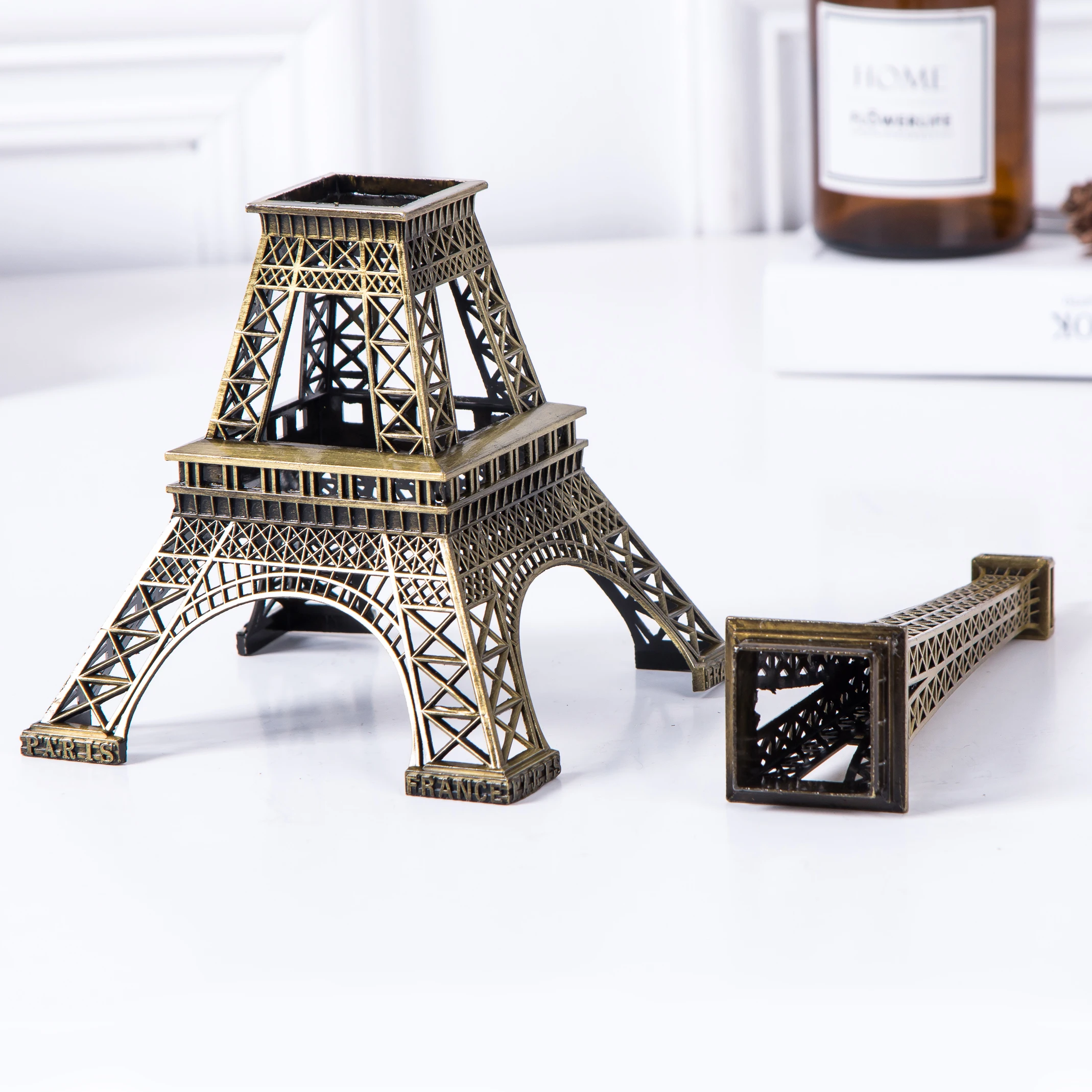 

70CM Bronze Eiffel Tower Model Home Decor Vintage Metal Craft Cake Topper Wedding Activities Decoration