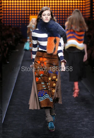 Женский длинный шарф с хвостом подиумный зимний теплый из натурального Лисьего