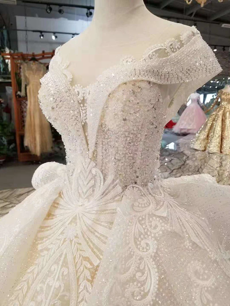 LS11098 кружевное свадебное платье с рукавами крылышками и круглым вырезом