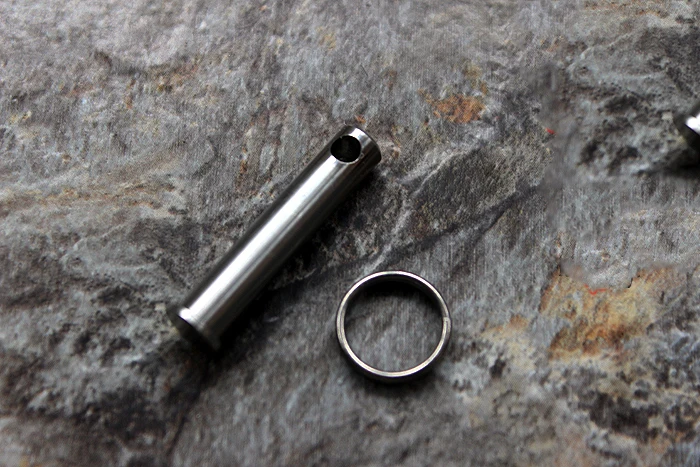 

HA EDC Outdoor Tools Connection Bolt of Titanium alloy Knife Beads Hotsale Plug