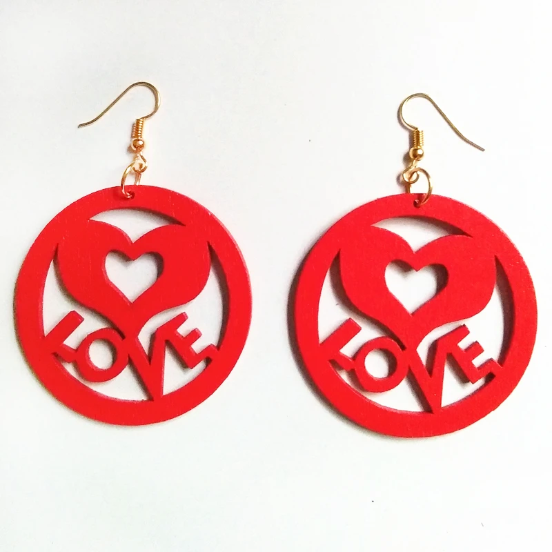 Модные полые деревянные серьги-подвески в форме сердца с резьбой по дереву