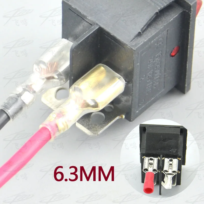 Блокирующий клавишный выключатель питания I/O 4 контакта с подсветкой 16 А 250 В