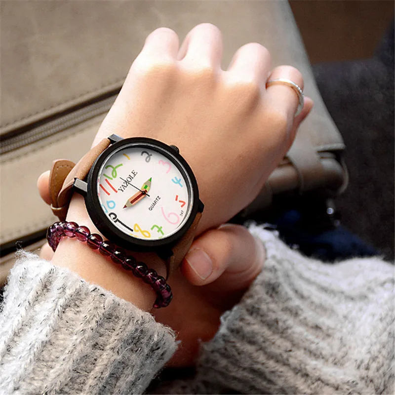 Yazole модный бренд часы мужские и женские влюбленных Красочные Личность указатель