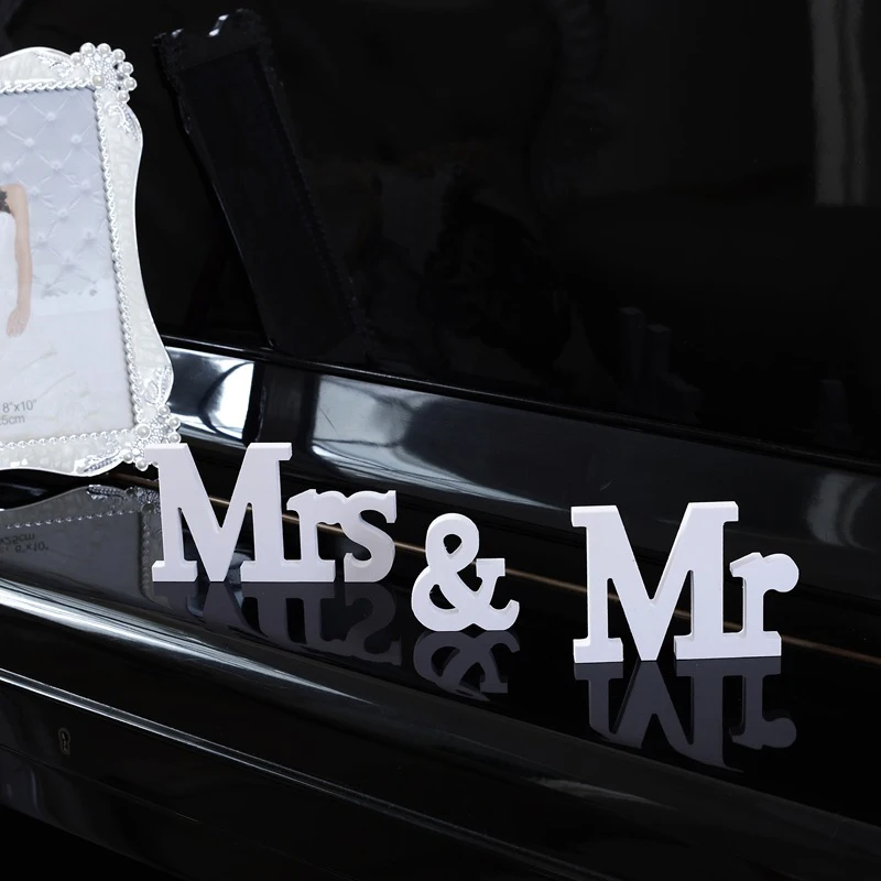Деревянные буквы орнамент Mr & Mrs подарок на день рождения свадебный стол