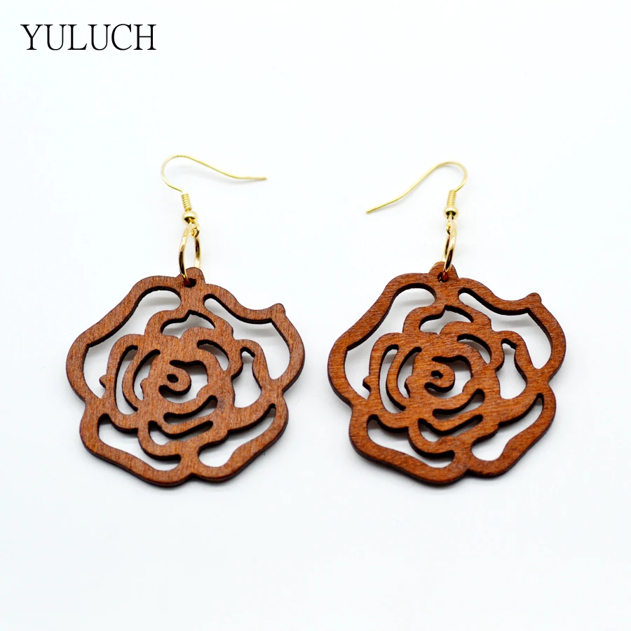 Пара серьги в виде цветка розы из дерева | Украшения и аксессуары