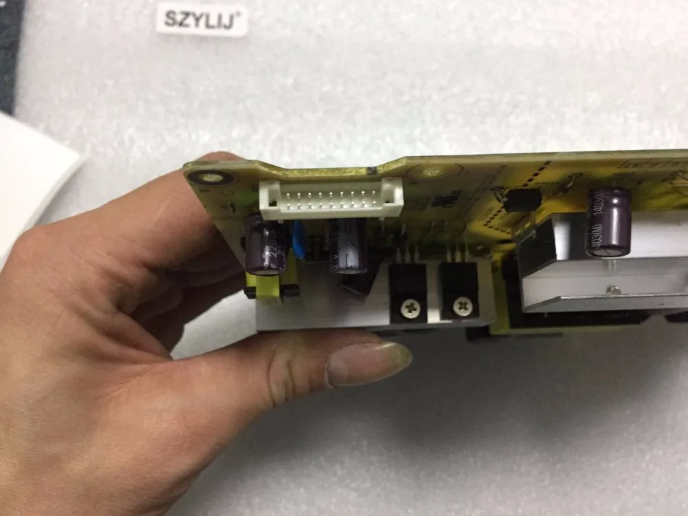 Оригинальная новая модель LG39LN5300 LGP3739-13PL1 EAX64905301