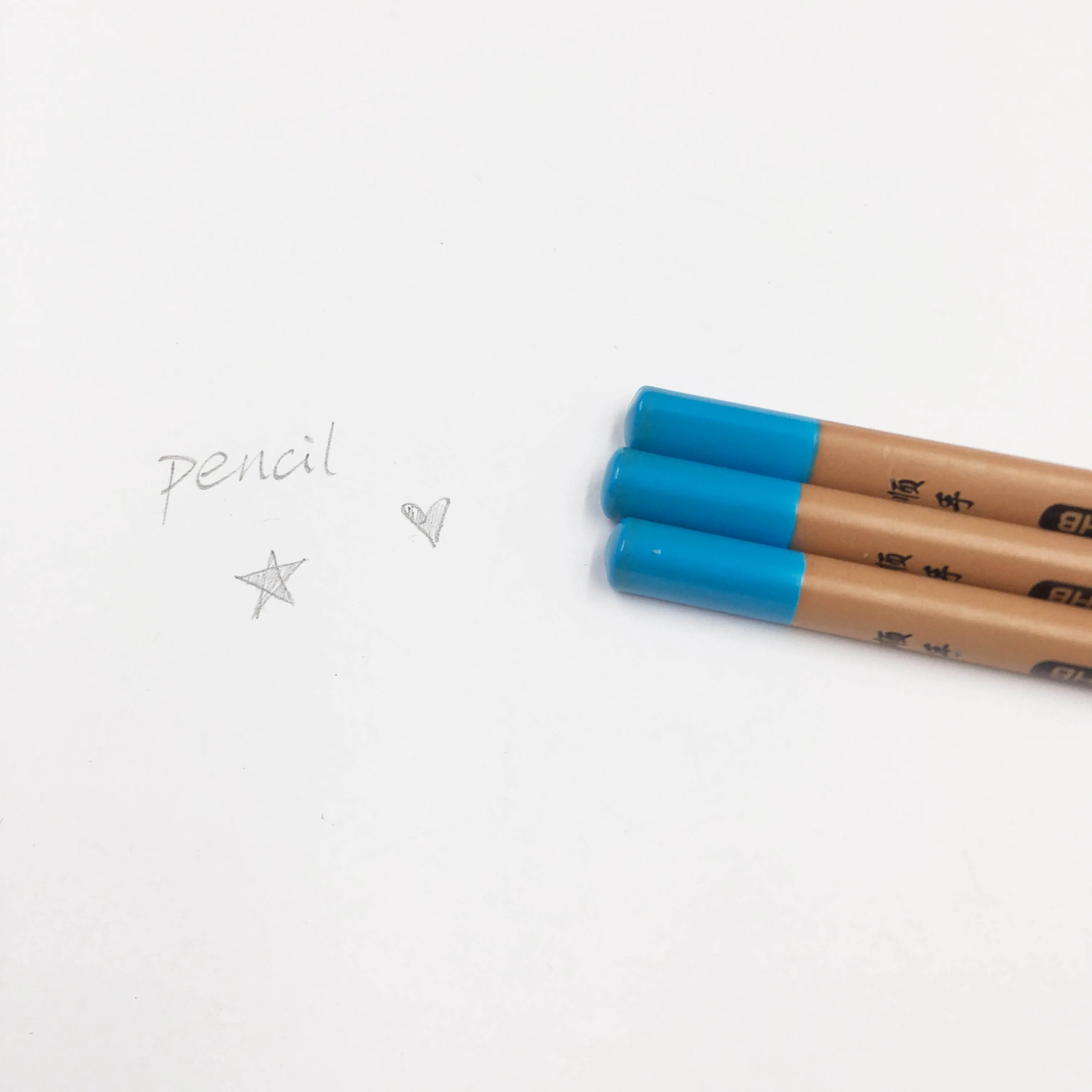 Синий 12 pcs/lot HB Good Quality Drawing Khaki Candy Colors Triangle Pencil Stationery For Office and School Supplies No earser - Цвет: Синий