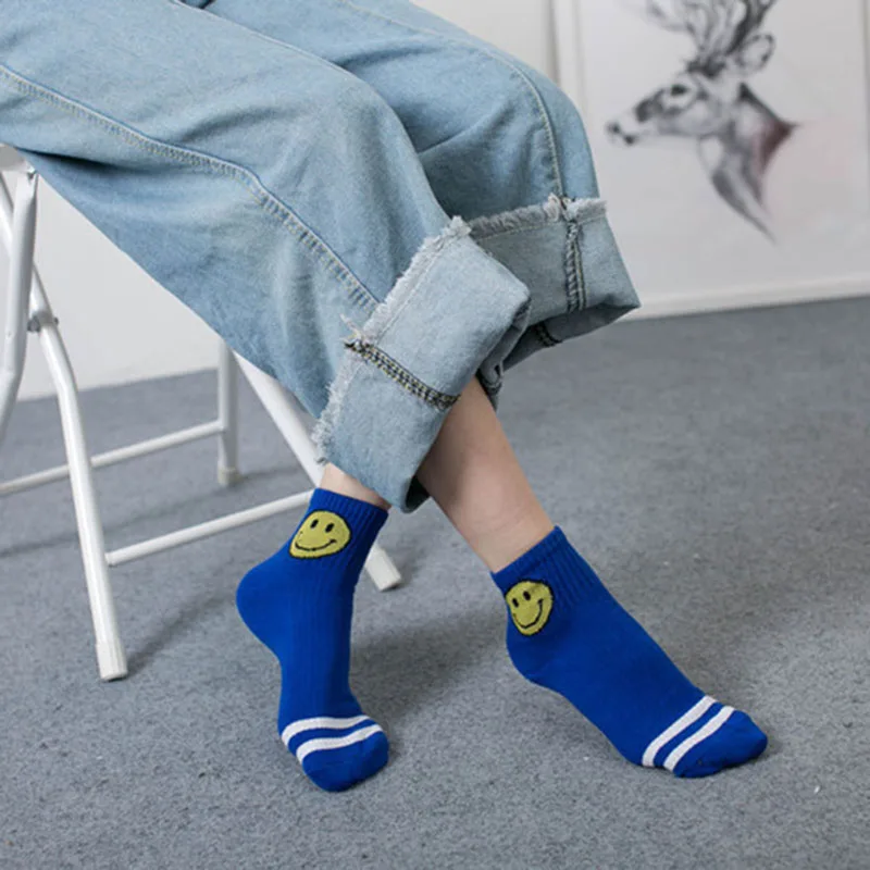 2019 милые хлопковые носки в стиле Харадзюку с изображением смайлика для девочек