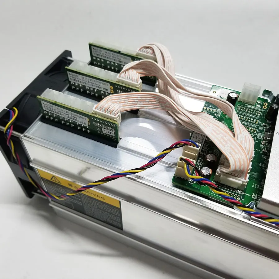 Подержанная старая Шахтерская машина AntMiner S9 13 5 T Btc Miner имеет место Asic (с psu)