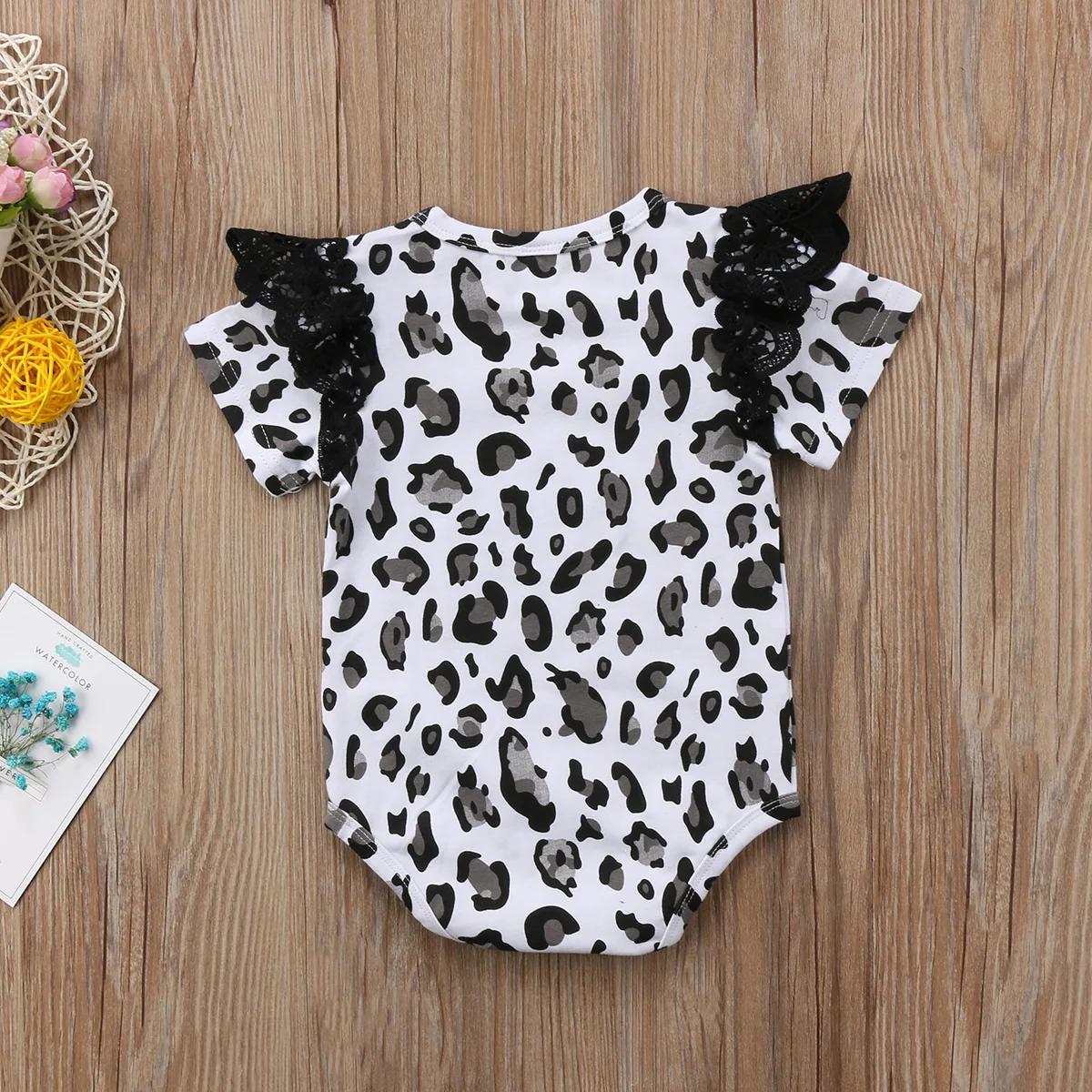 

2018 Newborn Toddler Baby Kids Girls Leopard Bodysuit Babies Summer Flying Sleeve Bodysuits Jumpsuit Outfits Clothes