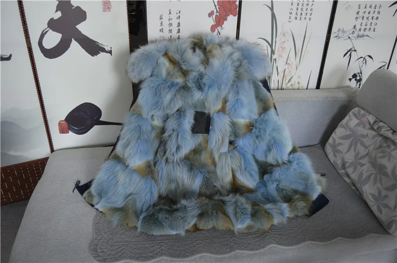 Толстый теплый воротник из меха волка светло-голубая подкладка натурального