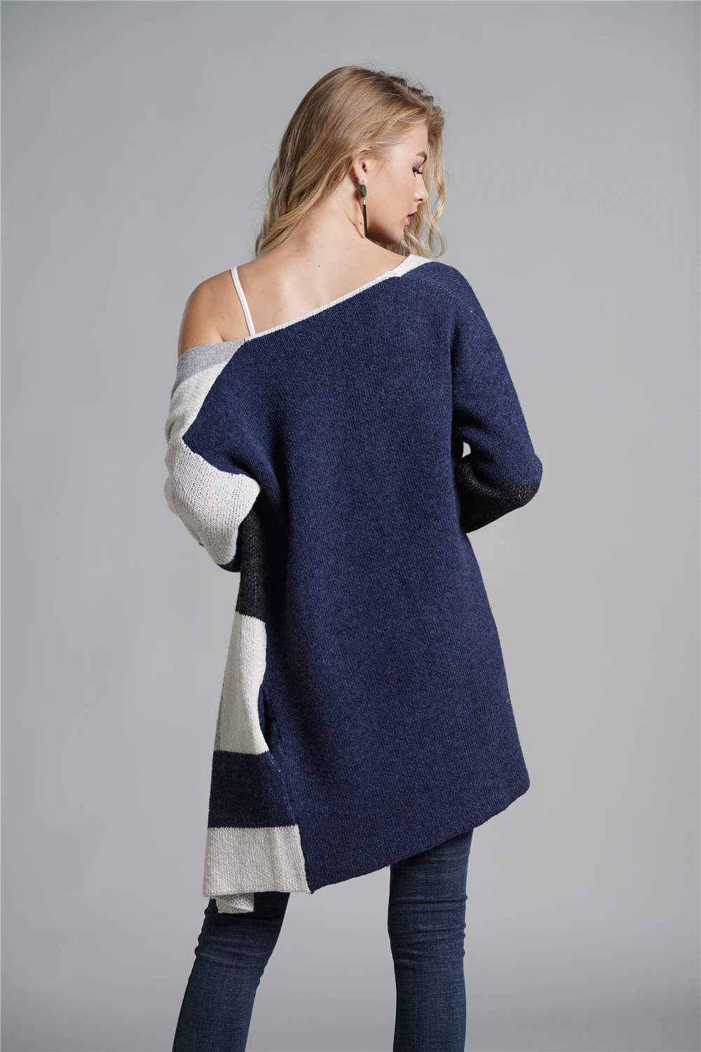 New Patchwork Color Long Sweaters Cardigan Autumn and Winter Women Casual Loose Knitted Sweater Coats Ponchos Capes |