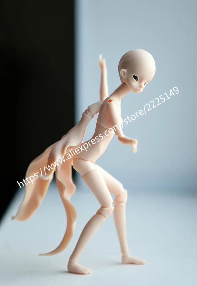 Бесплатная доставка Lingxiyiwa 1/8 bjd кукла серия DZDZ 18 тело девочки B18 002 (ПЛЮЩ)|doll doll|sd