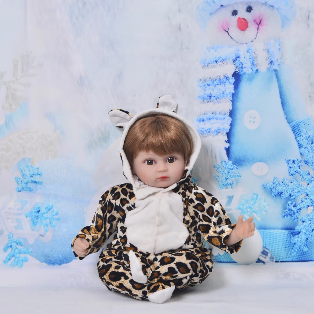 

KEIUMI 18inch Silicone Reborn Baby Doll Magnetic Pacifier bebe Newborn Boneca Reborn Doll With Clothes Toy 43cm
