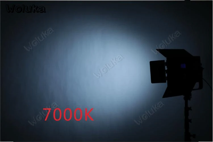 Светодиодная студийная лампа для видеосъемки FVD 200DL 5 мягкая Фотографическая