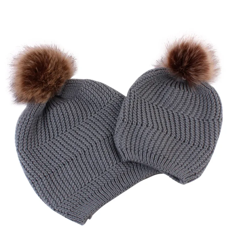 Зимняя теплая шапка для мамы и новорожденных мальчиков девочек одинаковая всей