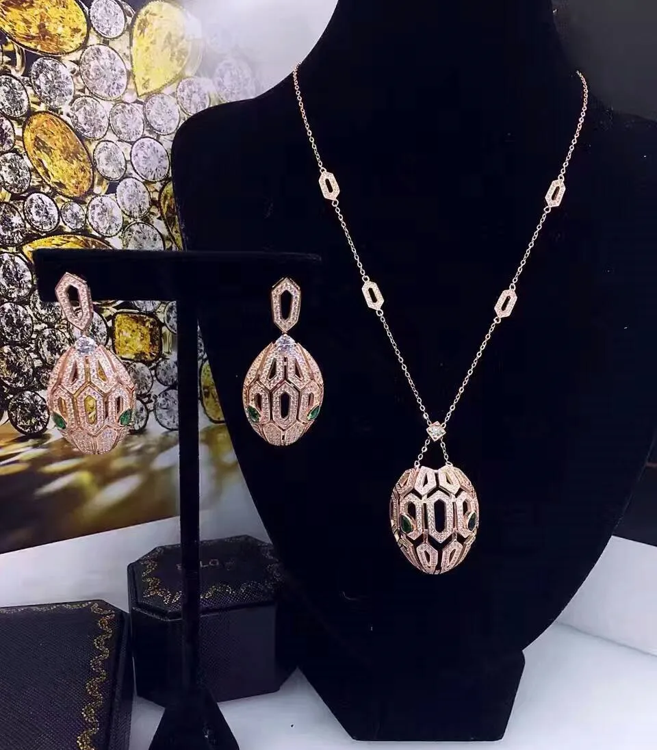 XC401 Мозаика Серебро Пантера Оболочки Клевер Ожерелье Женщины Моды Изысканные