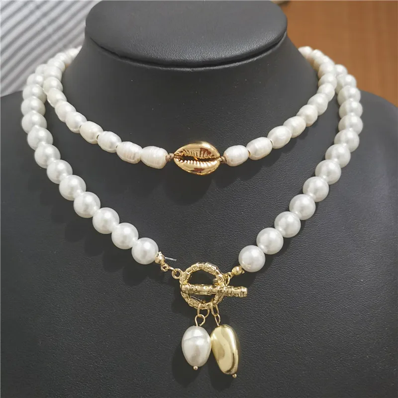 Женское колье чокер с имитацией жемчуга золотистого цвета массивное ожерелье