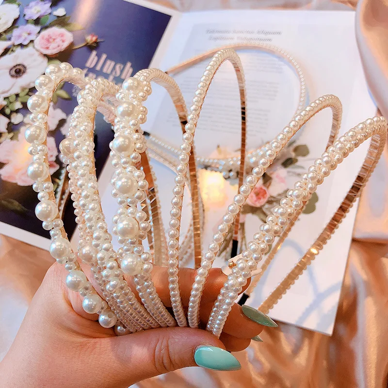 Женский обруч для волос с жемчужинами украшенный кристаллами свадебный цветами