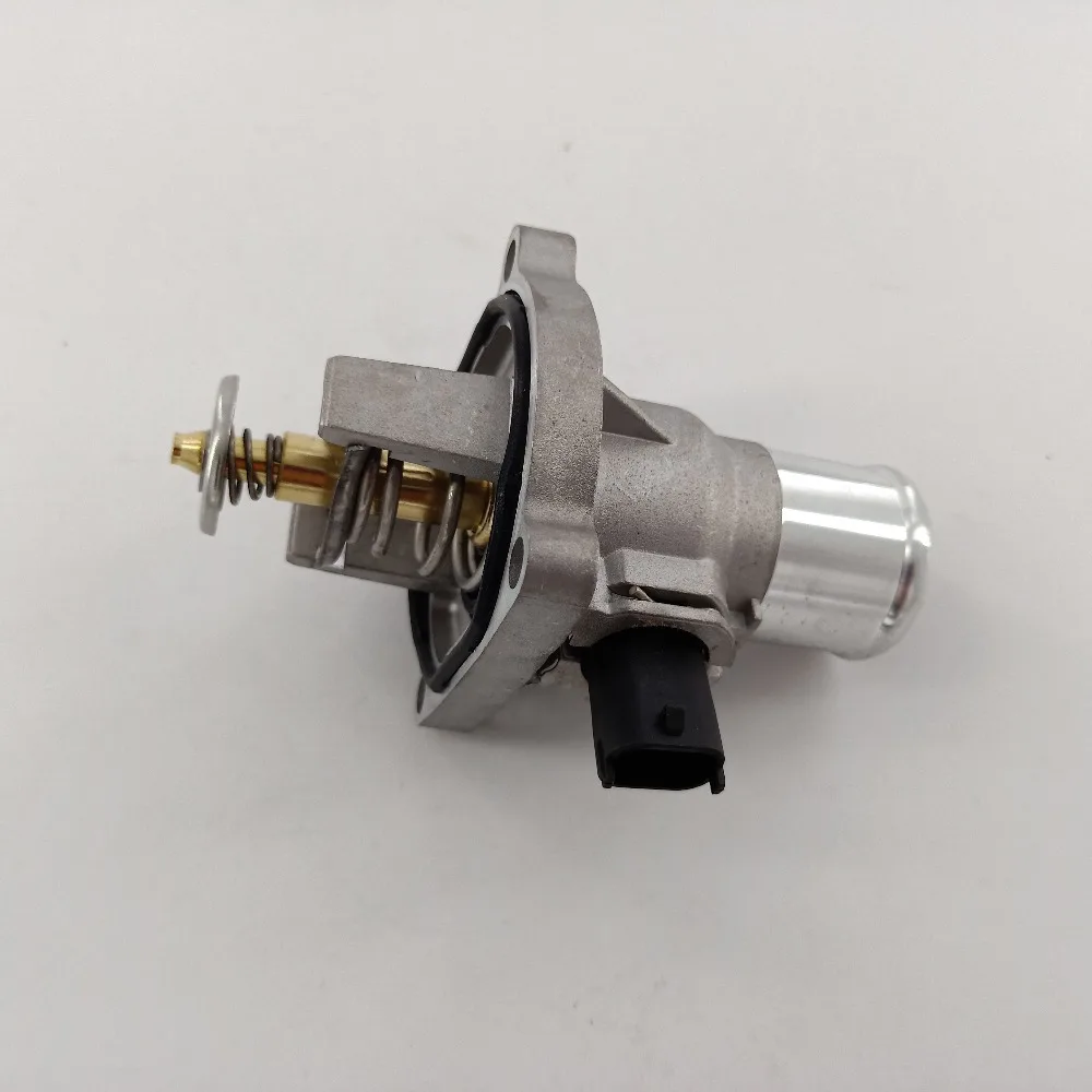 Корпус термостата для Chevrolet Cruze для Chevy Aveo Sonic Tracker Orlando G3 25189205,96984104, 55564891 55587349,96980318
