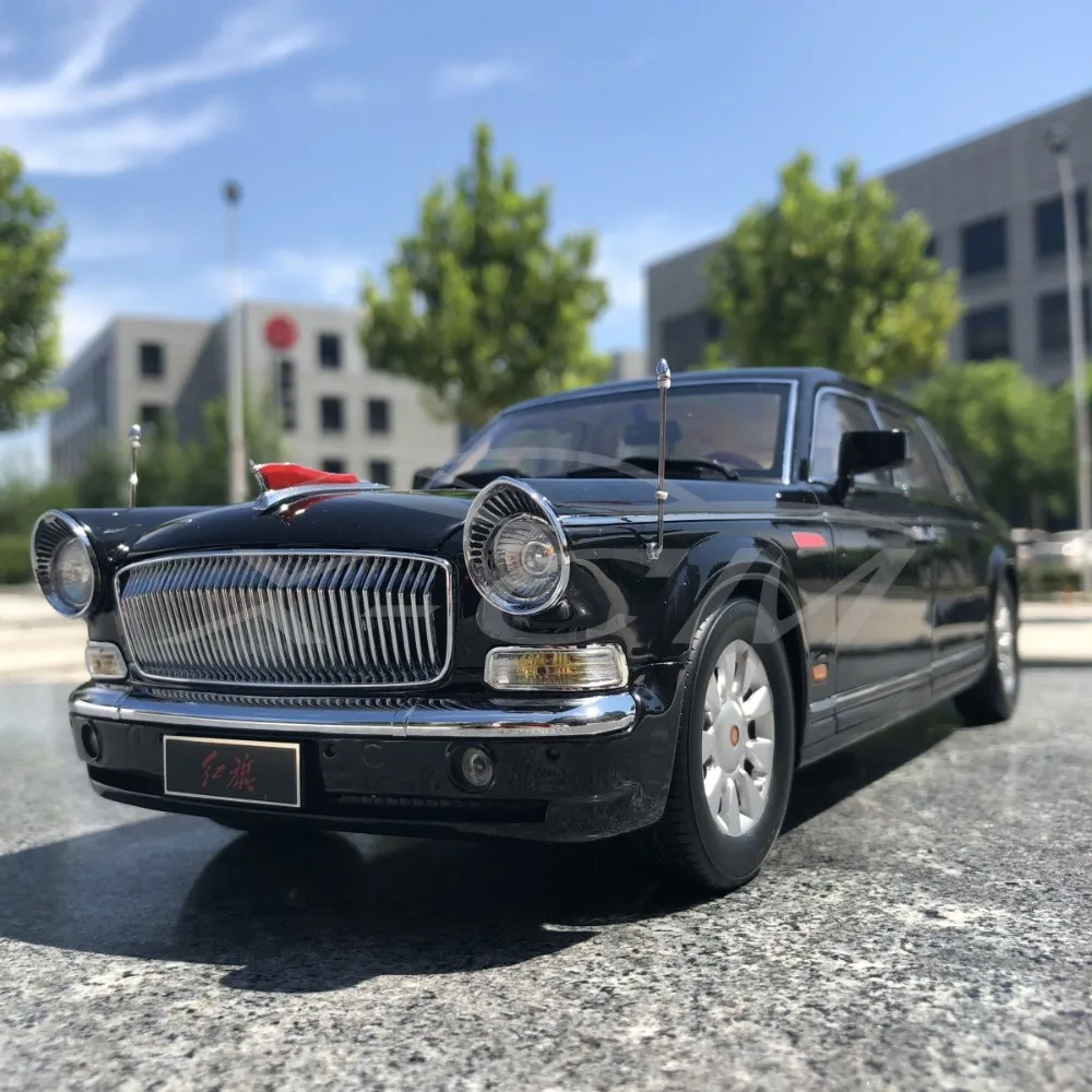 Литая модель автомобиля 1:18 Hongqi CA7600 Limousine (черный) + небольшой подарок!|Наземный