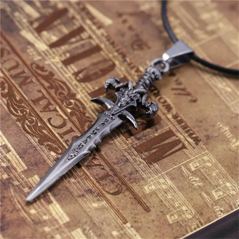 12pcs/lot H&ampF Dark World Tarrasque PUNK Death Knight ram's head - Frostmourne Necklace Manufacturers | Украшения и