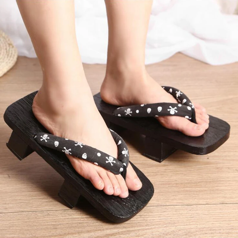Новинка Женские тапочки Летние японские деревянные Сабо geta Сандалии Вьетнамки с