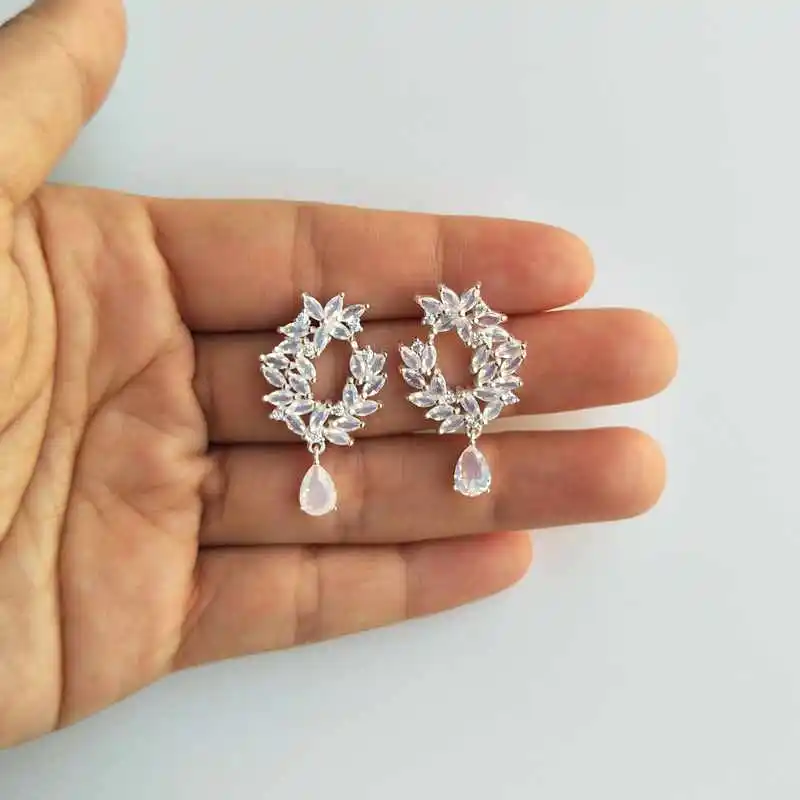 

Ruifan High Quality Water Drop/Leaf White Cubic Zirconia 925 Sterling Silver Stud Earrings for Women Wedding Fine Jewelry YEA046