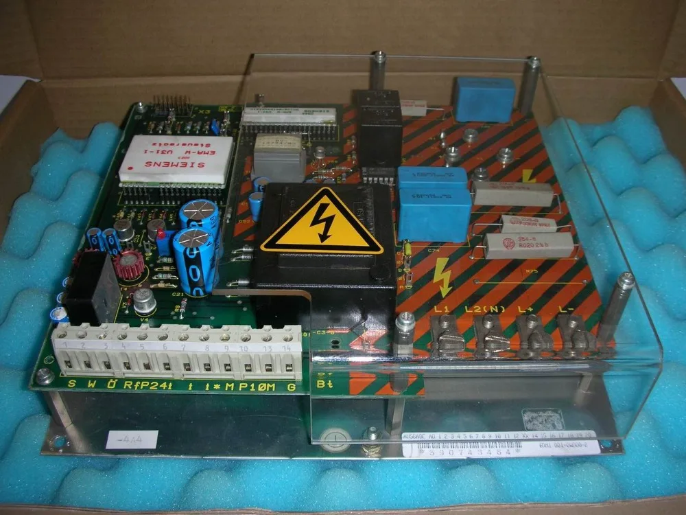 

1PC USED 6DM1001-0WB00-2 / E98110-F1391-L1-N