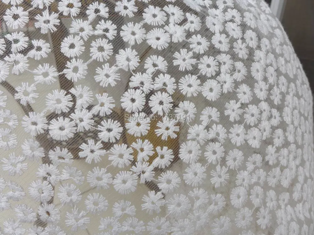 Цвета слоновой кости белая кружевная ткань красивая ромашка цветочные ткани