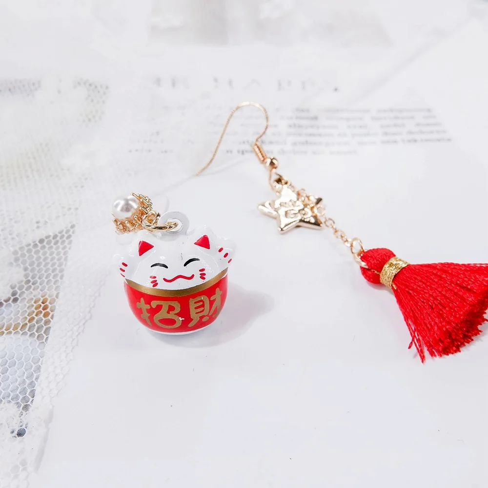 Креативные серьги Maneki Neko Fortune Cat с кисточками, висячие серьги с искусственным жемчугом, асимметричные серьги-гвоздики