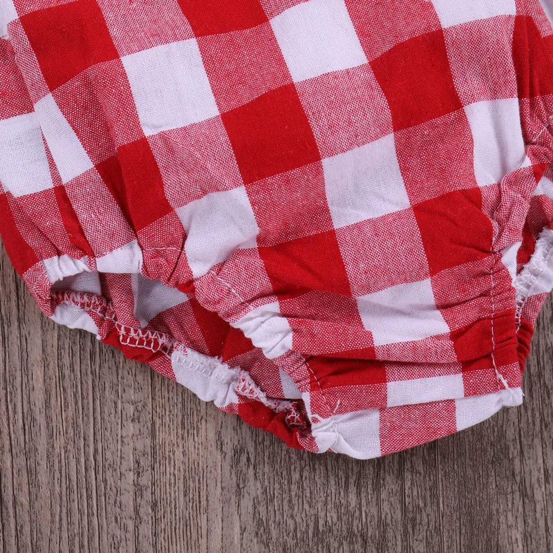 Летний комбинезон в клетку для новорожденных девочек милый с оборками и бантом