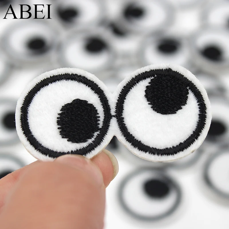 10pcs/lot Funny Black White Embroidered Eyes Patches Iron On Small Clothes Appliques Diy Jeans Backpack Coats Stickers Badge