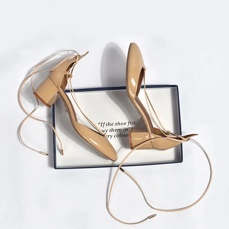 Красный Мода Лодыжки Ремень Круглым Носком Pather Кожа Женщины Насосы Полые сторона