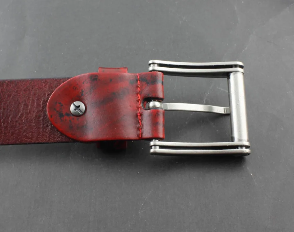 Мужской винтажный ремень Goth Skull Cross красный из натуральной кожи в байкерском