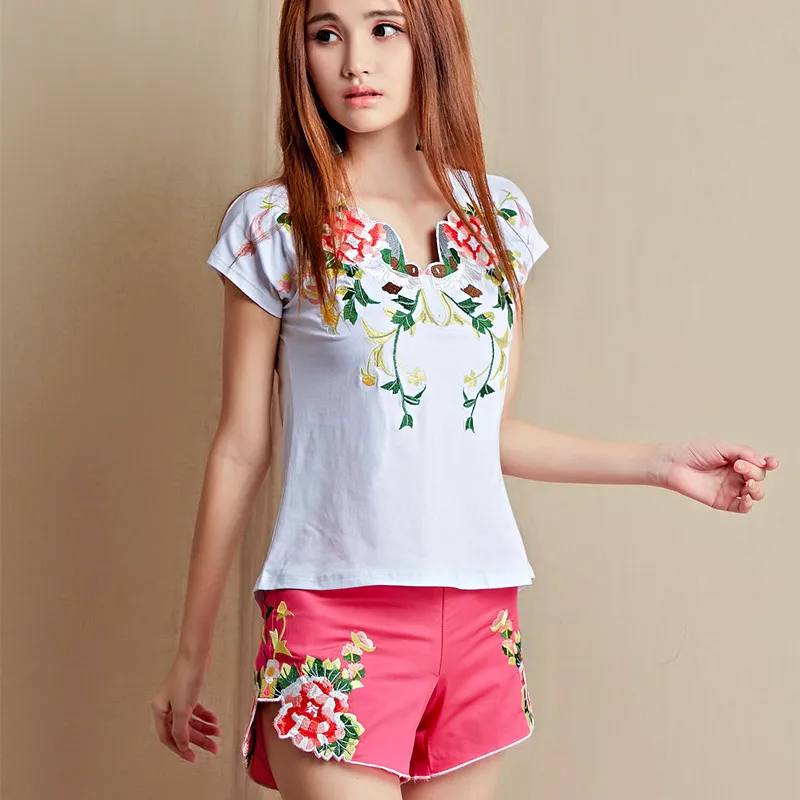 2017 летние женские Национальные трендовые шорты вышитые цветочные модные